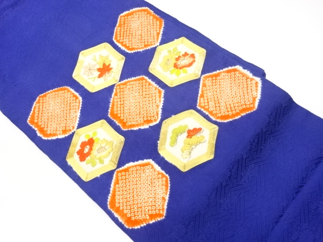 リサイクル　絞り金駒刺繍亀甲に椿・松・紅葉模様名古屋帯